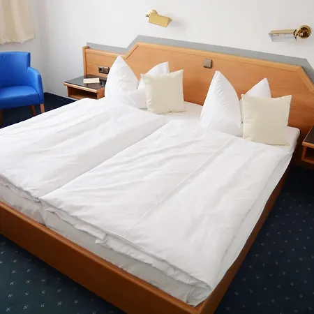 Krone Otel 3*